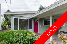 White Rock Half Duplex for sale:  2 bedroom 935 sq.ft. (Listed 2015-08-07)