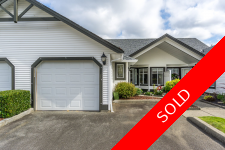 Langley Townhouse for sale: Huntsfield Green 2 bedroom 1,317 sq.ft. (Listed 2016-07-20)